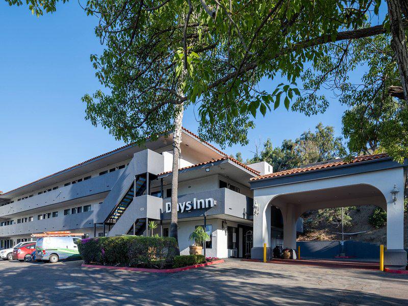 4D339ACC84716A94817B17D684BAC880