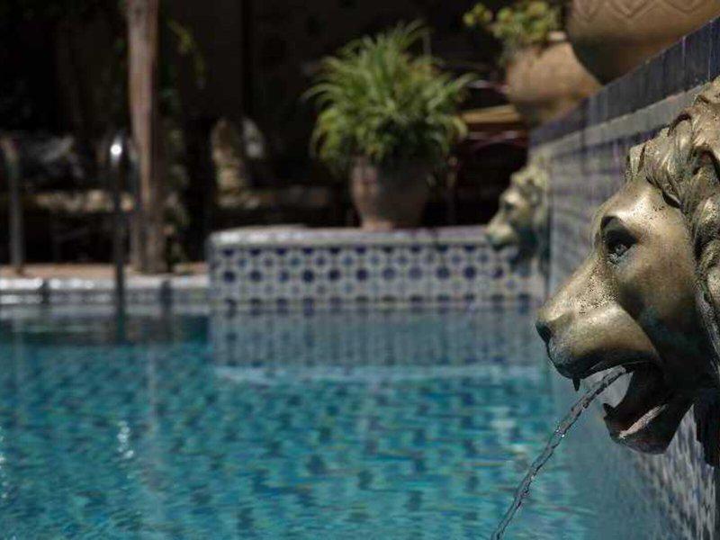 1AB5F28ABC0158062442C1B24E8AAB0B