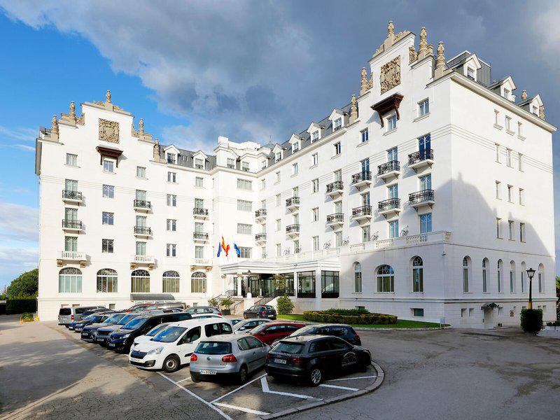 BB7B2AC4B290C60BE83BB82CF9067C01