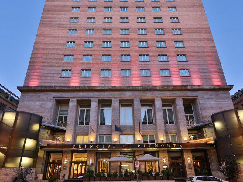 6C5503D67DA52095AF04E145094D49E2