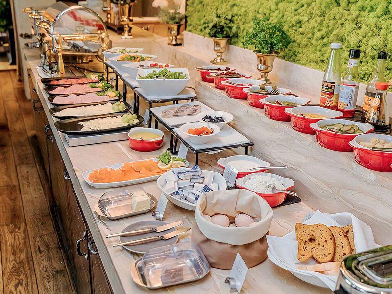 FF0C017BB14C9A9D3B0F85F414073FA2