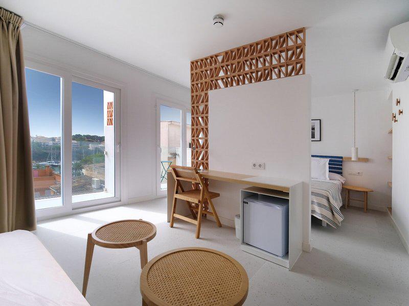 F14F12B6AB7B0CE68F7539279A2E4623