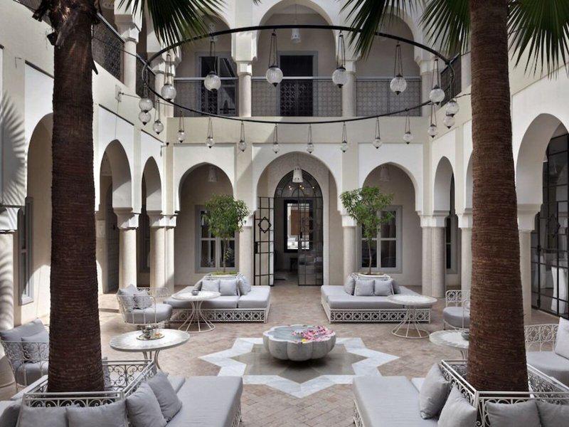 EA25DF5B856EF759038410BB7A8A35DF