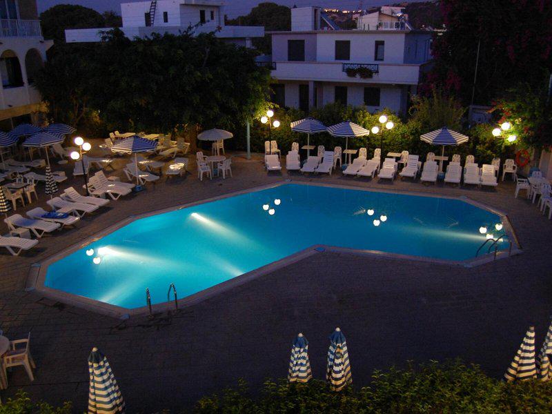 190CEDC7F41888314AB7B9642BD777C1