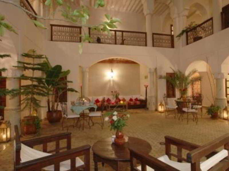 A3B764A22C0ED7DA81E4701B1560C09C