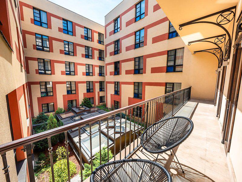 54F3CB123B95305400CECDBA593E60A8