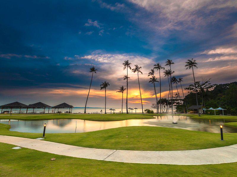 193CFBD7AAC5A4BF3031B4E36093269E