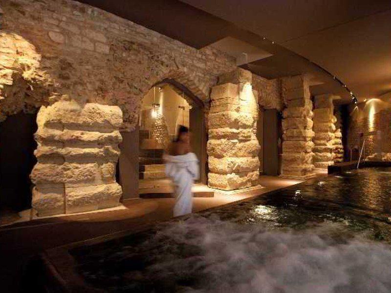 93E0F4A371CE9E6026B695F4836E58DC