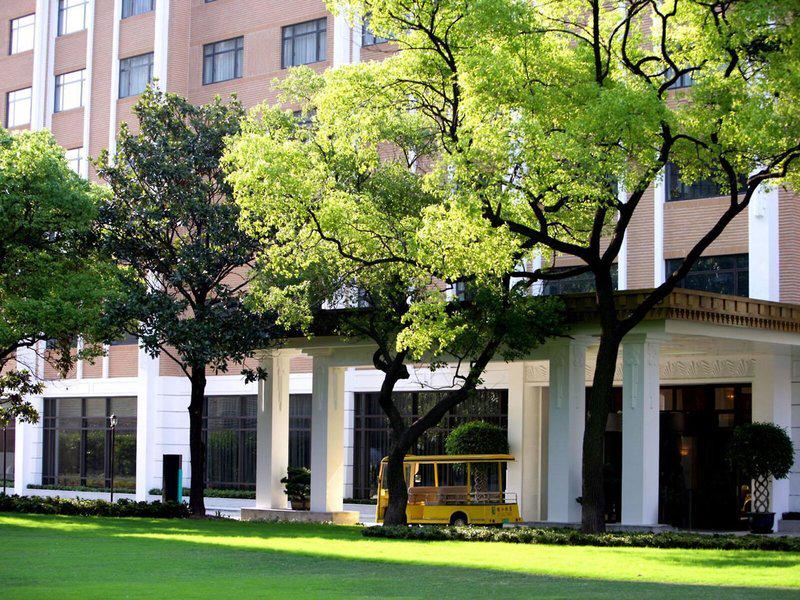 42CCF6570861C95E614546568F9974DB