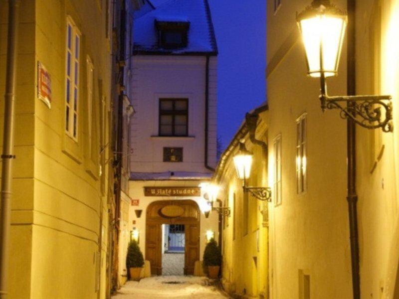 166DBA3F600E1A6006AD75BF5355C99D