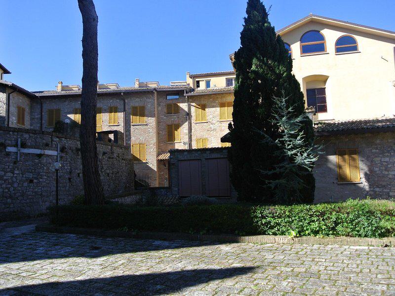 6E42F5FA2D9DE9854A4EEDE1980E9540