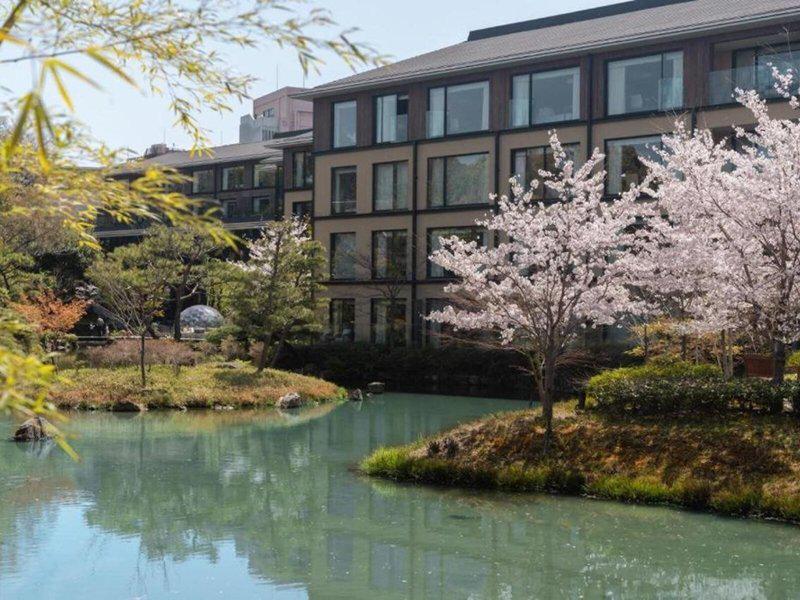 EC73AB2C1851220E6579BCAFA02A8EA9