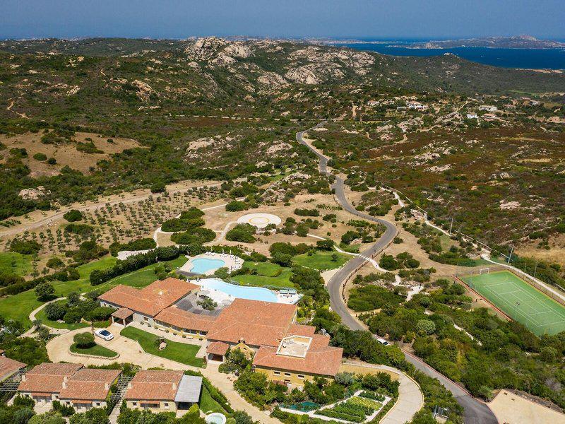 A9971739B2610176BC60E8AEC9410983