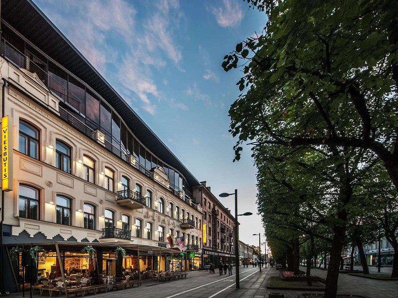 19D656918EC74E42FCDFAD5D18B2DFF4