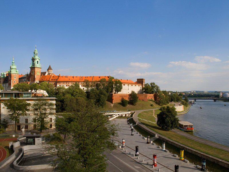 7FE09F789D98ECB0600C7729D408B0EA