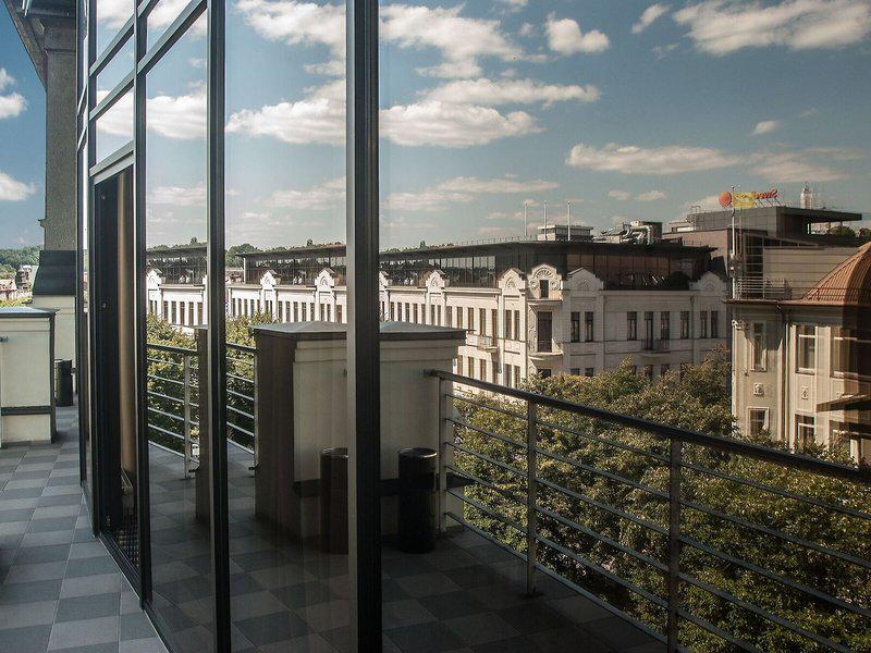 DE31080AA60613C28BB64830FEF6FD22