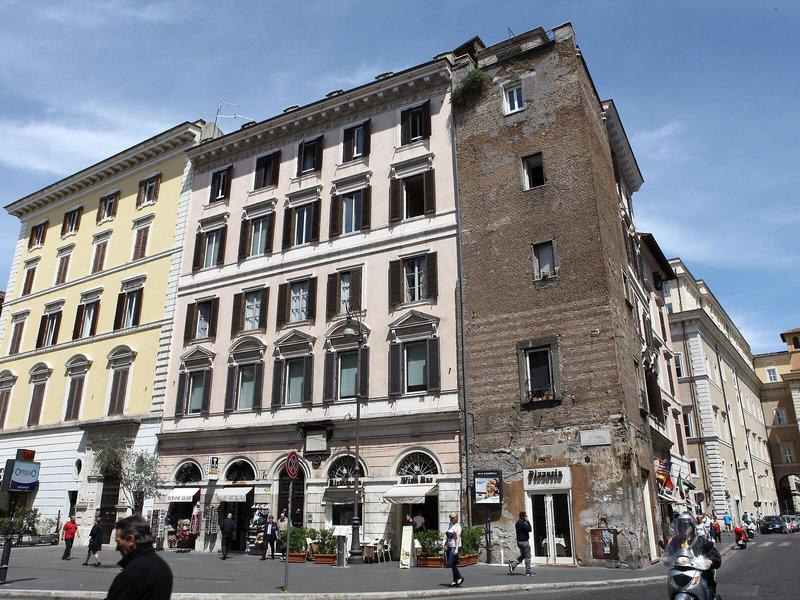 DC3A3BCB1D3955FEE2C1C5D57BB844D7