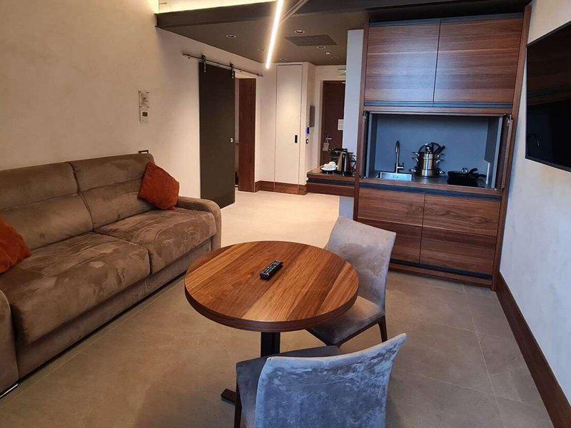 93D3B69326B9B456524EBB9435D42524