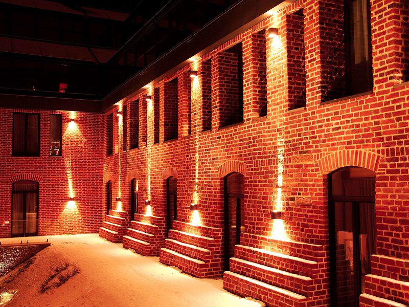 AB7185423A62B35AC78715748510A389