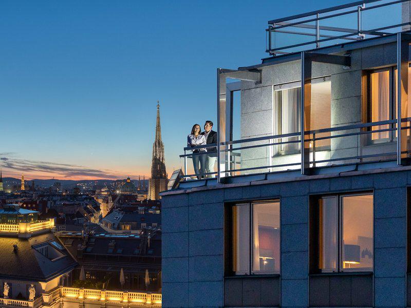 13EFE93217975BBE874886D220473CC7