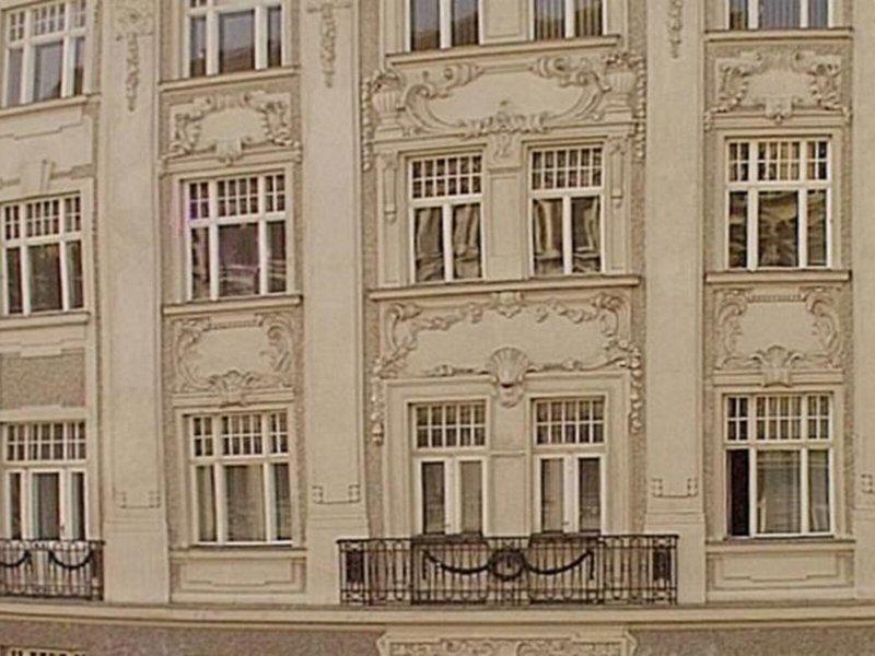 66CEC233A70184B6CA5D9DD8262E7581