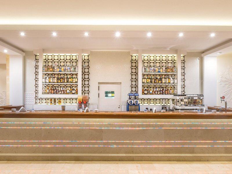 AC381FCB47B94A8A1D925E663C0B0278