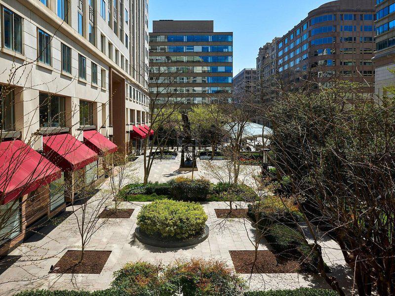 470FA648A597E315E86DA4583F4C818B