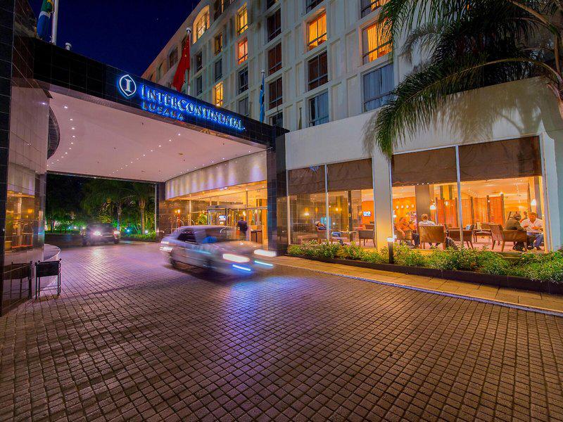 41E124A77D97EB2EF3618BA5BEE955B8