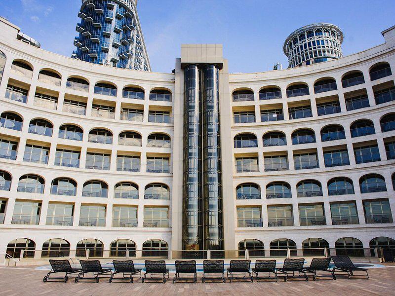 D6DD567EE143DA8E4C47CEC25C39888F