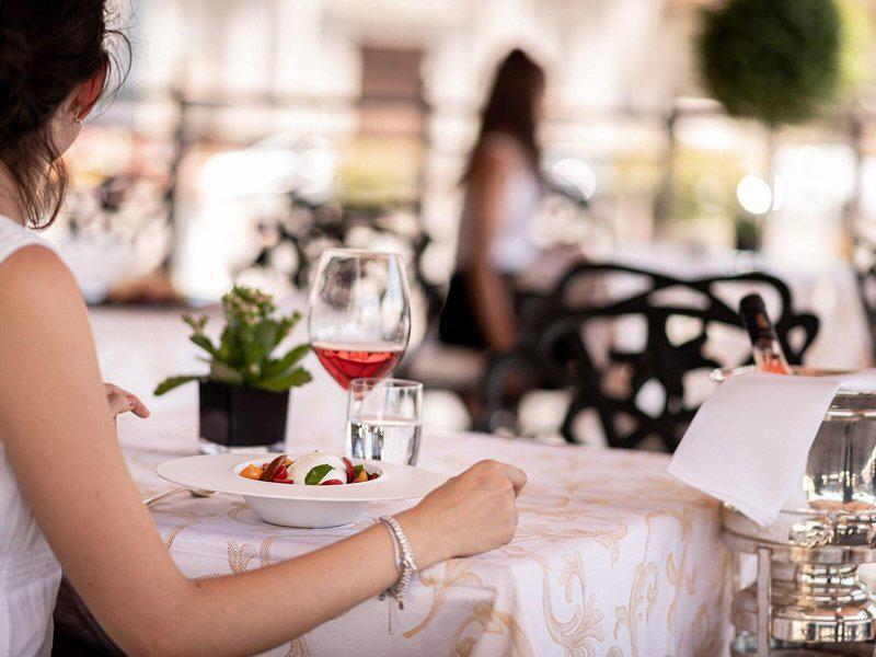 FB46DD153337B1FC87B115917ECC9B02