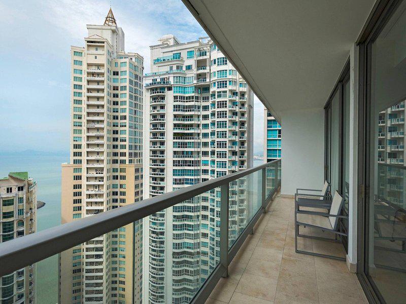 1C8AA9DBCE16948979F976E36C9ADD4E