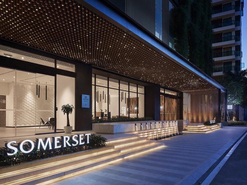 9E256E192BF80420A8D5A69C0BFF315F