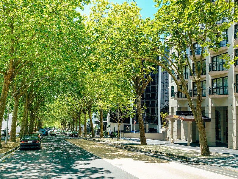 5CB0C1B7B25D165A5571D164E72D09E9