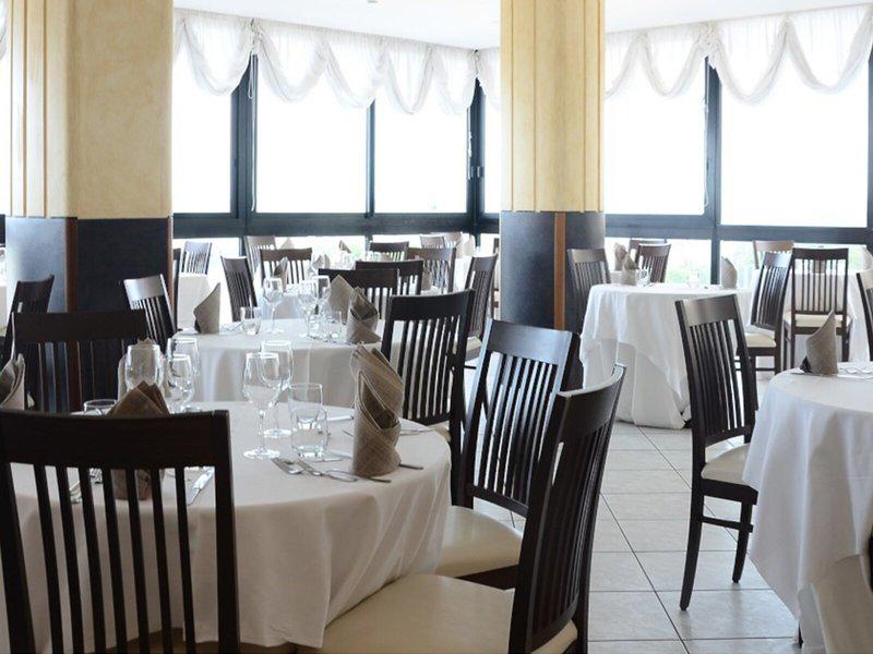 95EB09097FEAD77EA96951CA1DA7CED9