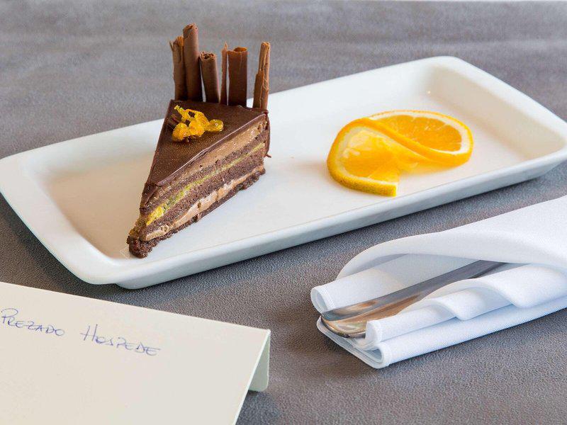 928EE2E57B2947505401490FBAF0BC13