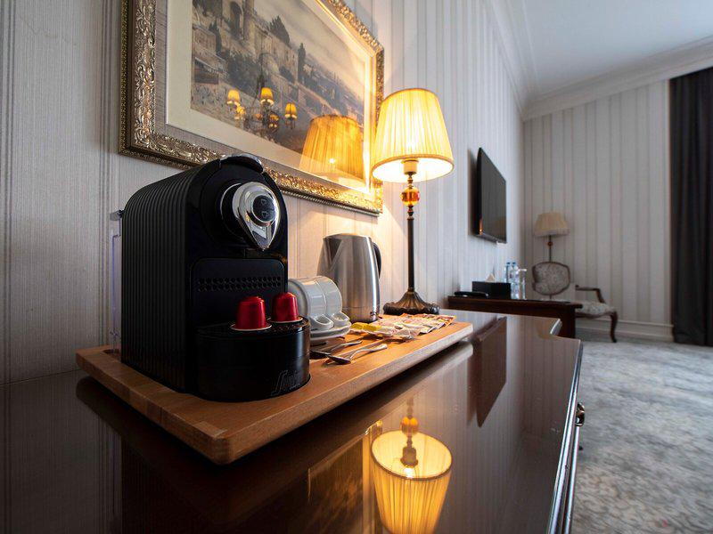 BC8D58187387A94C9A8CEAA0DD1A2C88