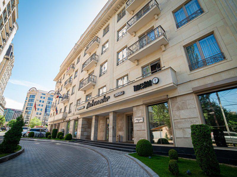 C657CF11B9635D2316F1CB605ABC717B