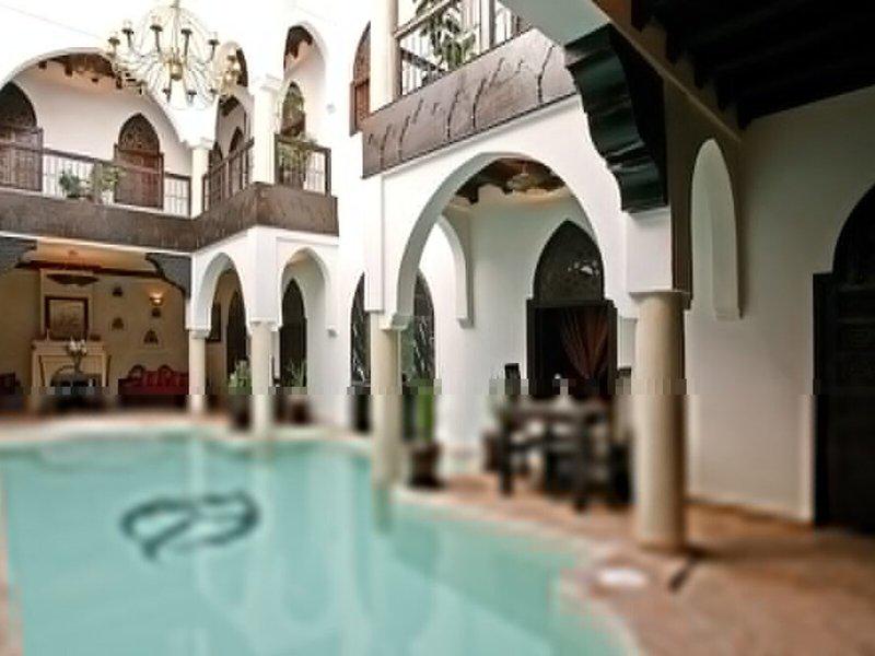 22F4BB9E867ED184BFFCD193CF827881