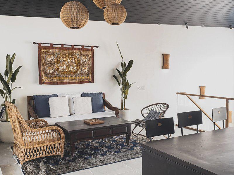 C8E55E16348F68C1FBDB0132E2C7D904