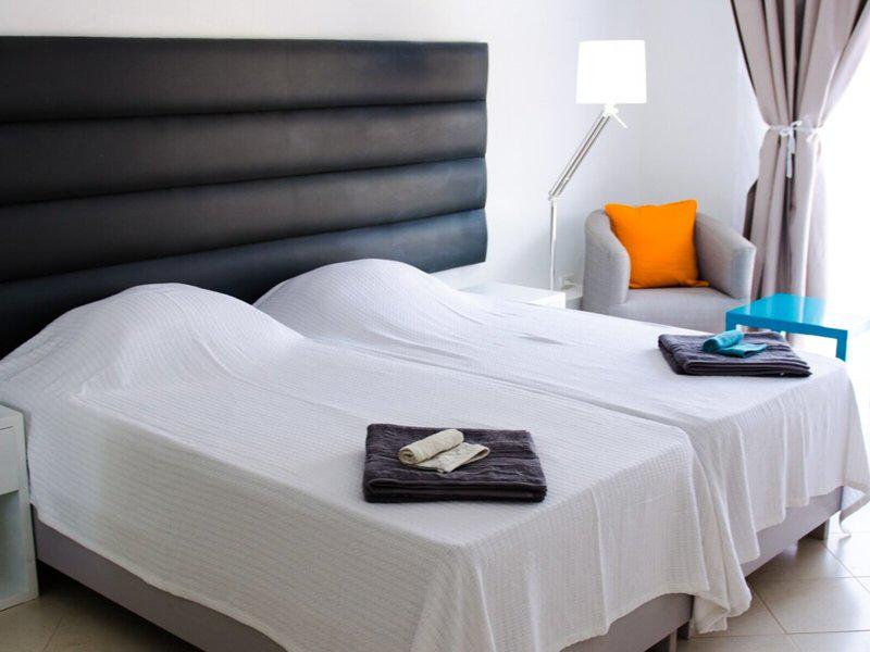 7021E21D3C3359CA697B0D1B00E2C6A0