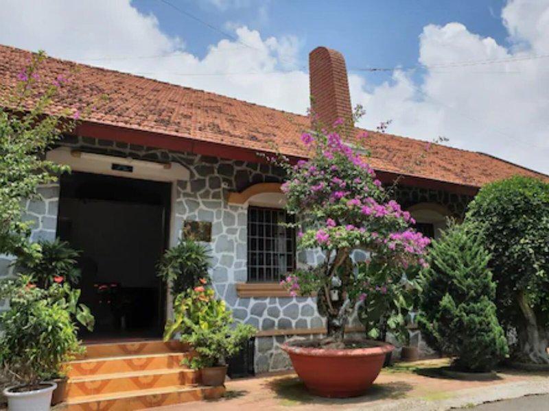 F8995783E792424A793F84CBBF76F784