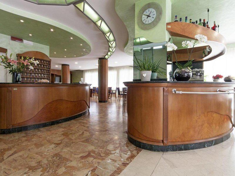 A7E9C2BA688CD3B786319812ADF14E5D