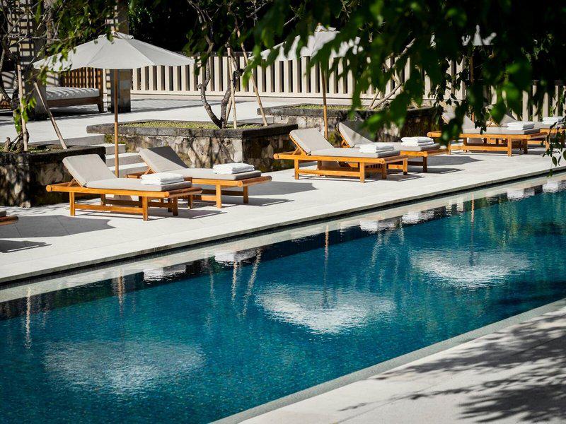 7BBE0F2446F6B41216A83A423D19471E