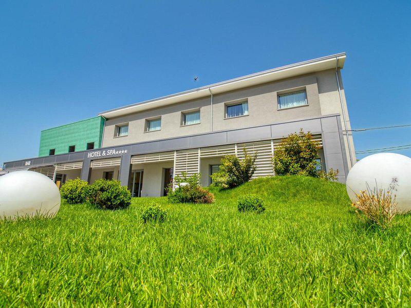 44CACF3AD265DA59A2A7FD12EA00F0AB