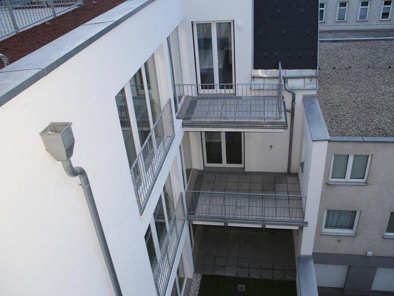 9C87FB76082C9146C0F8B51676C85C60