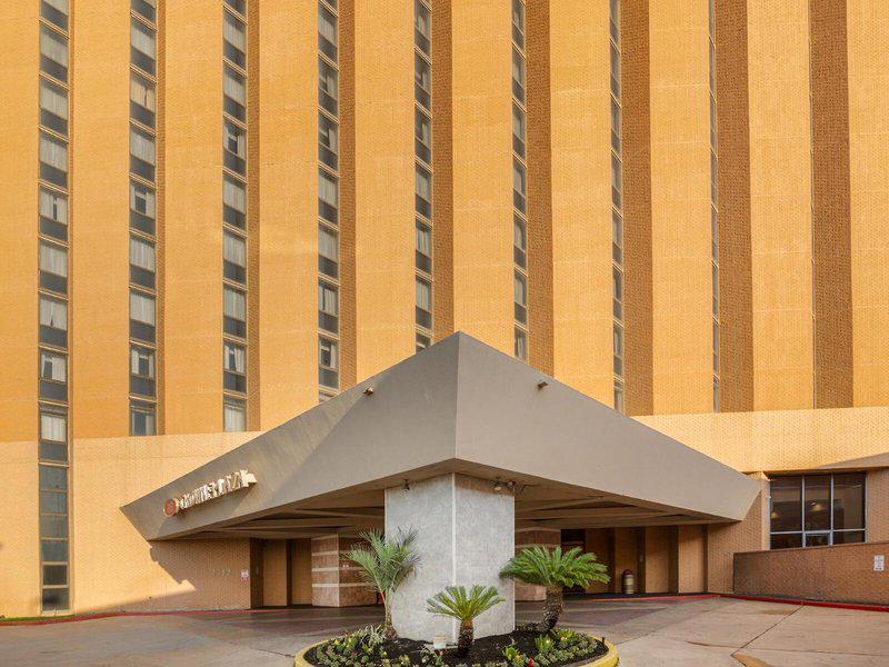 AB66E4DF114560468C51280F4000FEF3