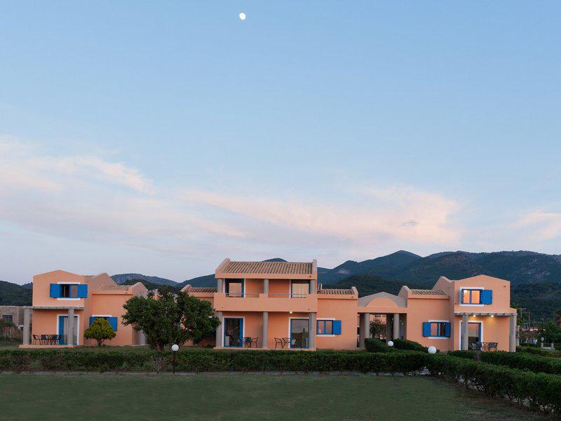 886F963EE445850DFB13069B55638747