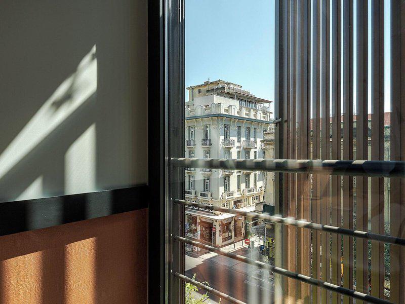 EE75099908DE73D98C2ED25E54054146