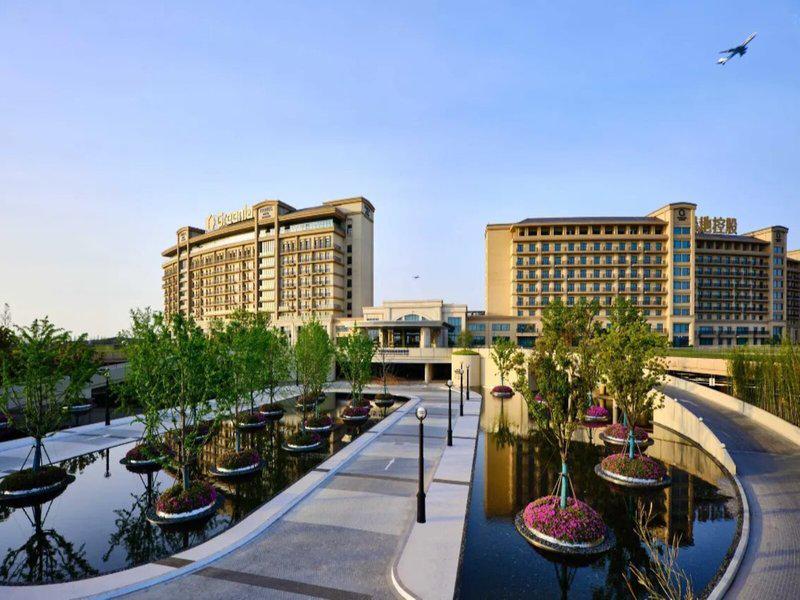 E56BF92C193359CE67F03C4668DD2F76