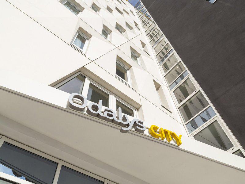 66EE83FDC162B2FED24DC6C982372A31